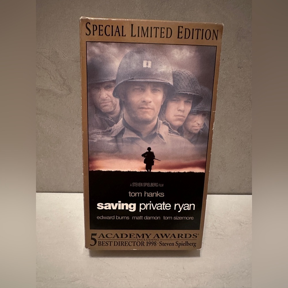 Saving Private Ryan (VHS, 2000 2-Tape Set Special Limited Edition)